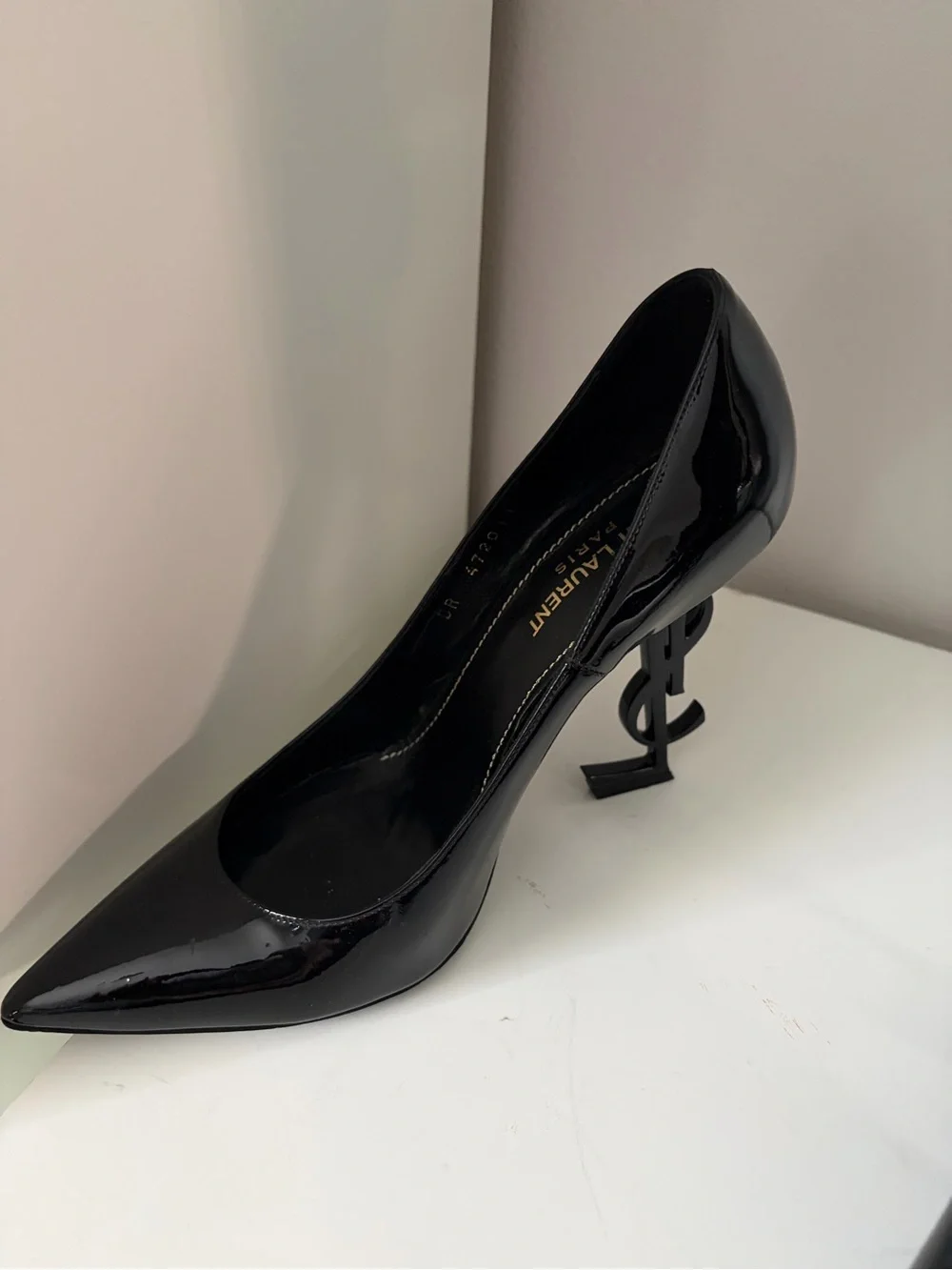 YSL Saint Laurent Opyum Patent Black Logo Heel Pumps - Picture 3 of 5